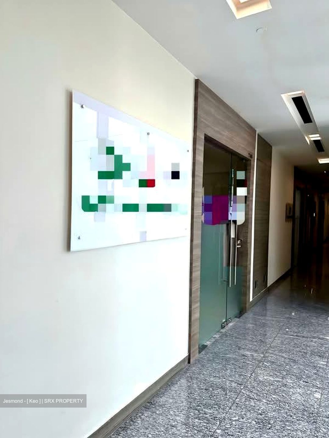 SQUARE 2 (D11), Retail #584548321